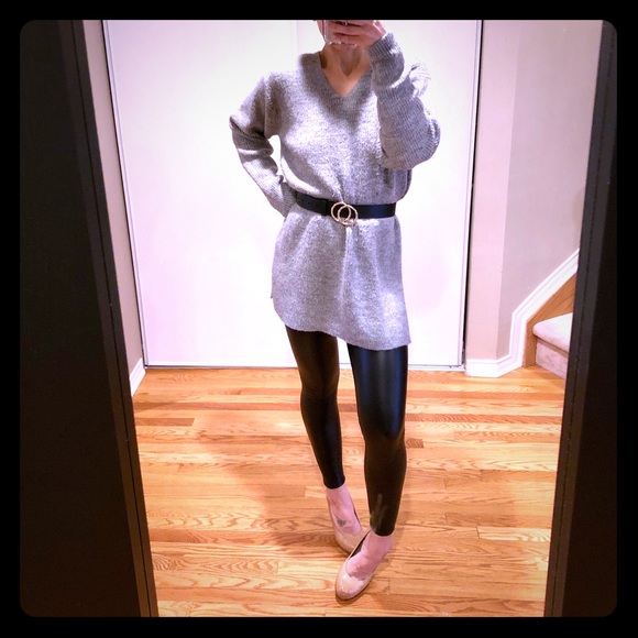 ⭐️2 for $30⭐️ One on One Sweater - Picture 2 of 8